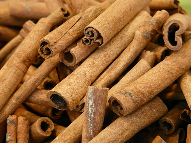 9 Powerful Health Benefits of Cinnamon: The World’s Most Popular Spice ...