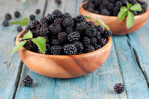 black foods list berries