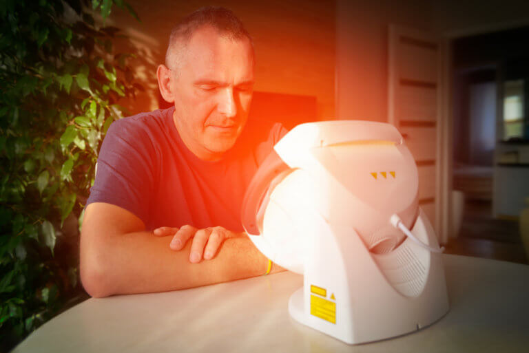 8 Emerging Health Benefits of Red Light Therapy - The Art of Anti-Aging