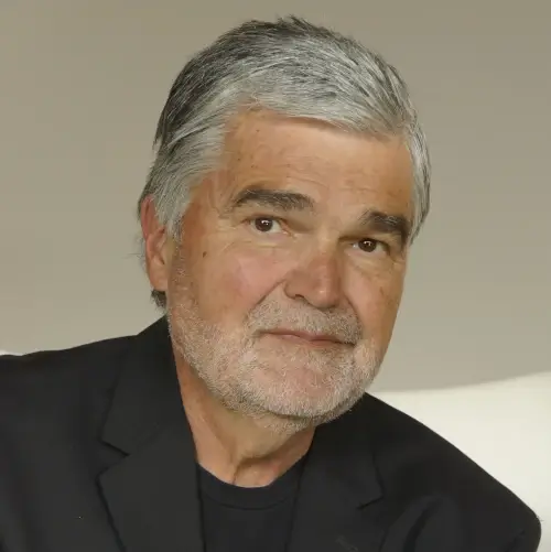 Dr Emeran Mayer headshot