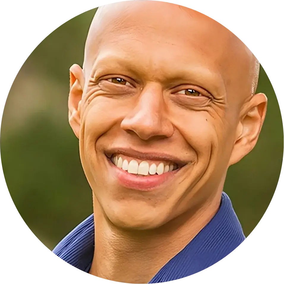 Cyrus Khambatta headshot